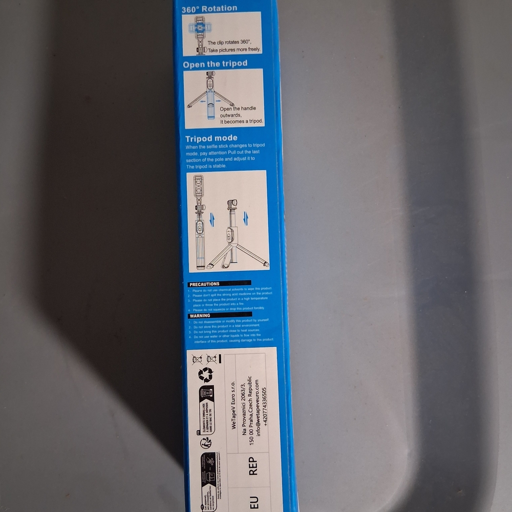 Blue Remote Control Selfie Stick - Picture 4 of 4